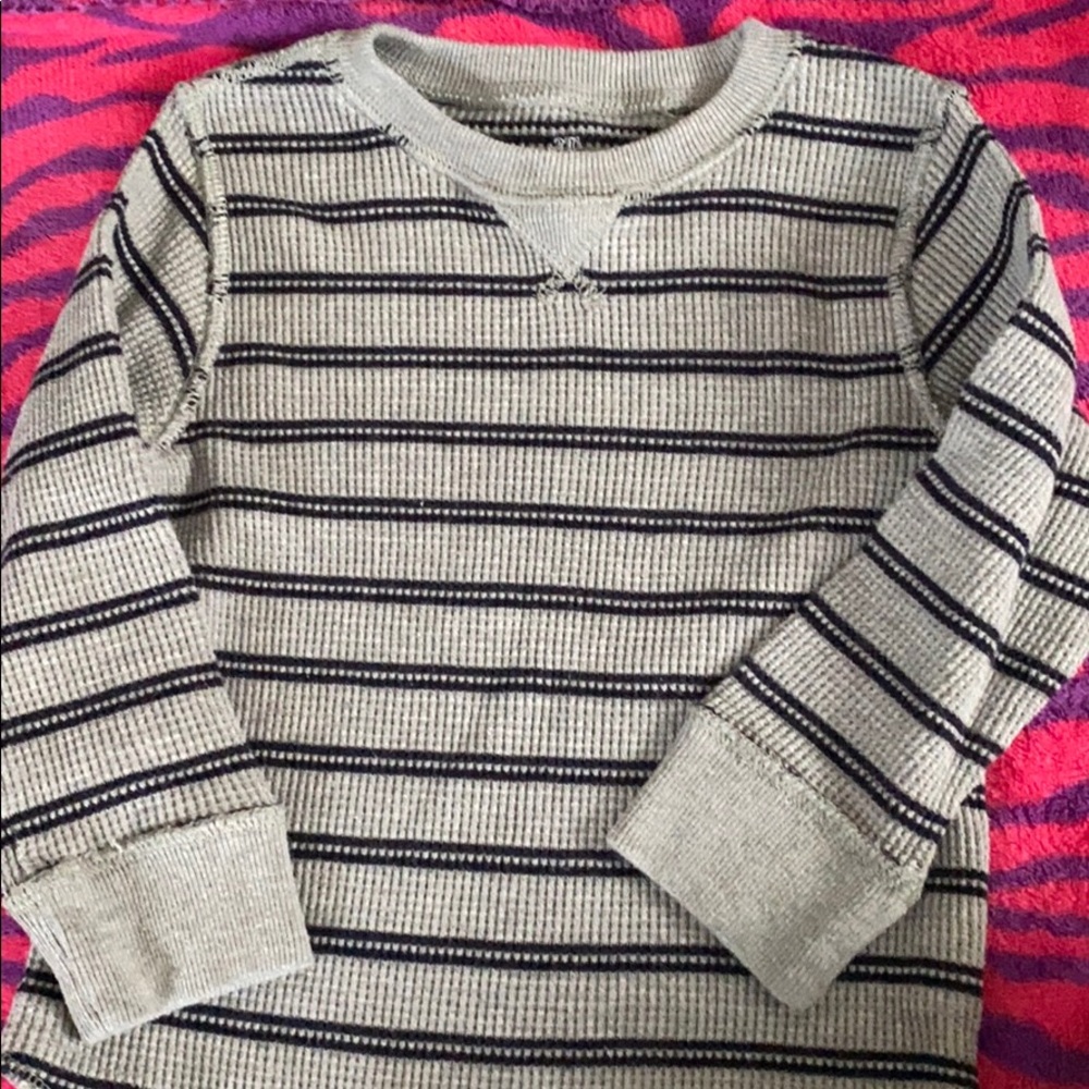 Long sleeve tee